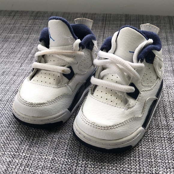 Toddler Jordan’s - Picture 1 of 4